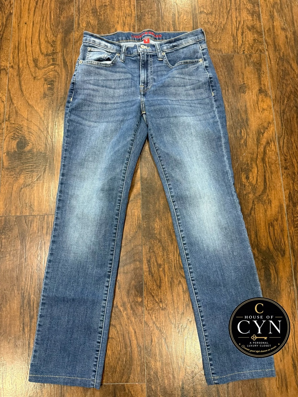 Lucky Brand Women’s Jeans, Size 6/28, Medium Wash, Straight Leg Denim